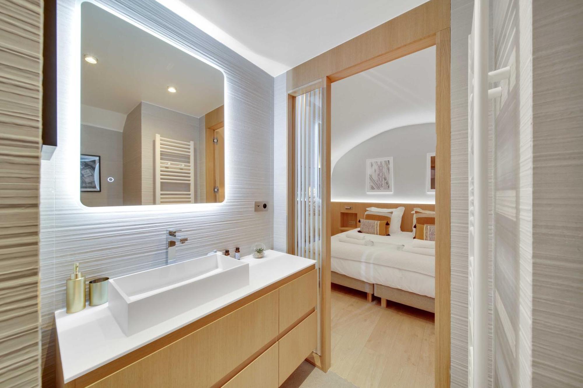 Ultra Town House By Architect - Louvre Apartment