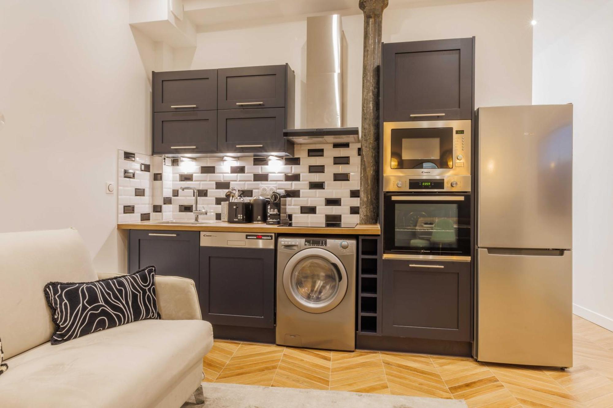 2br-6p - Gare De L'est Appartamento *