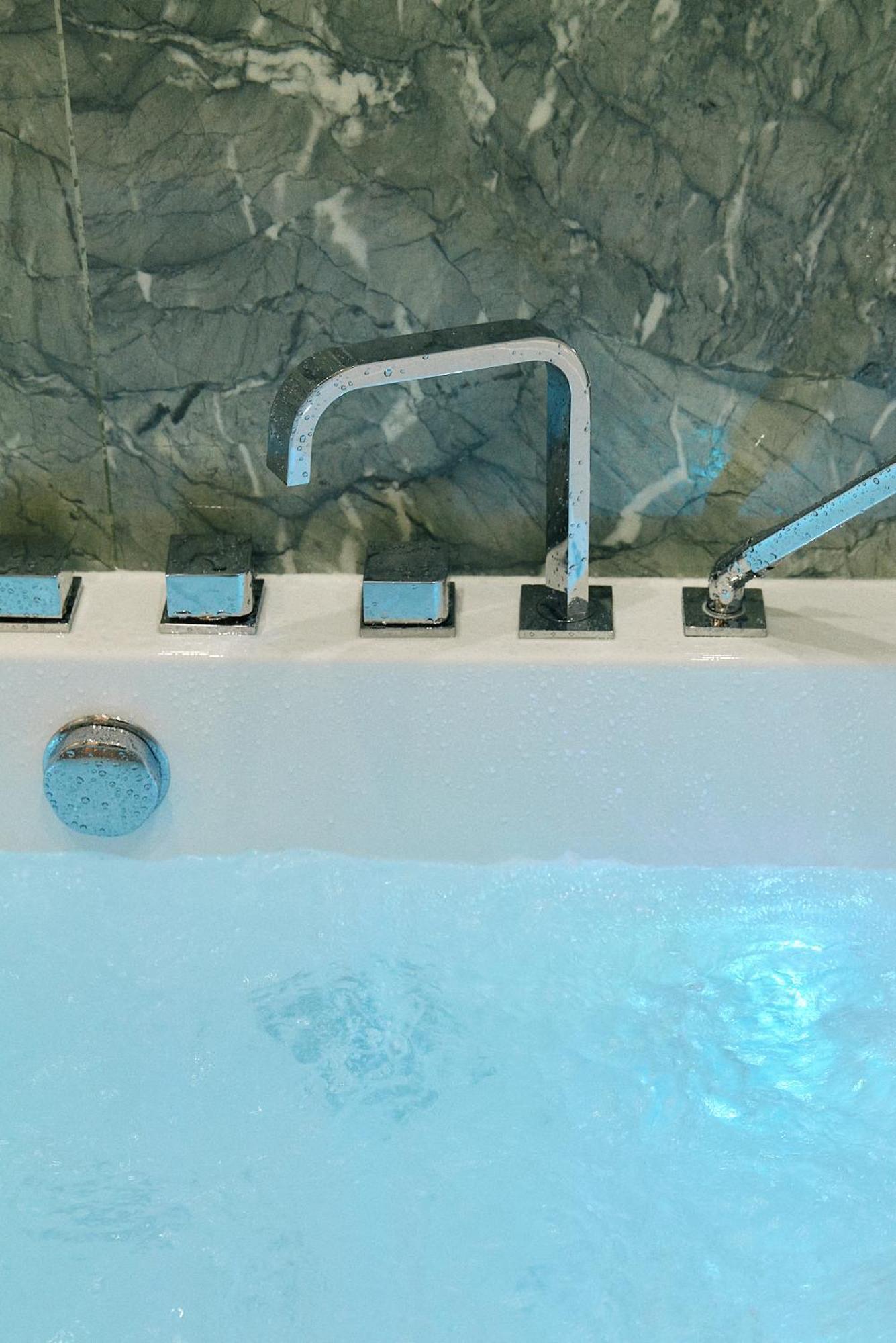 Lavie Maison Ac Hot Tub