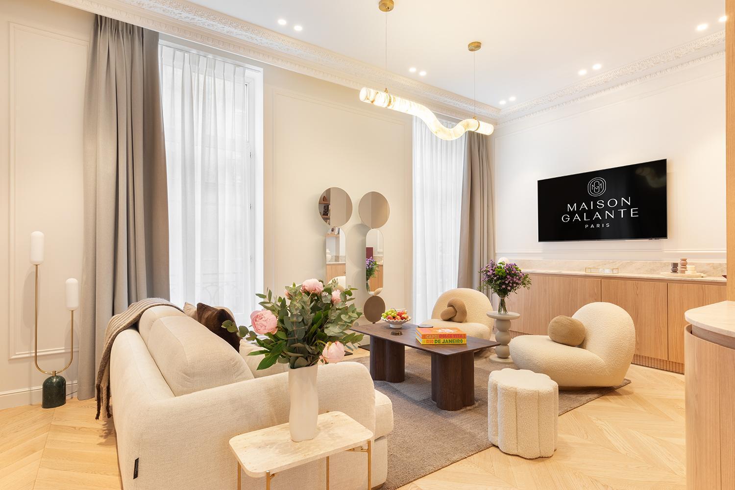Maison Galante's With Services In Louvre - Rue Des Dechargeurs Parigi
