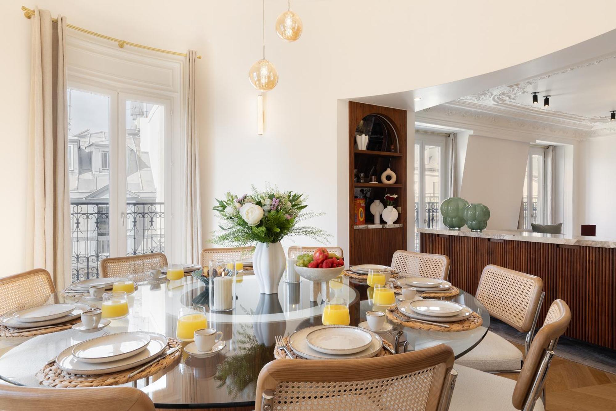 Maison Galante's With Services In La Madeleine - Opera Appartamento