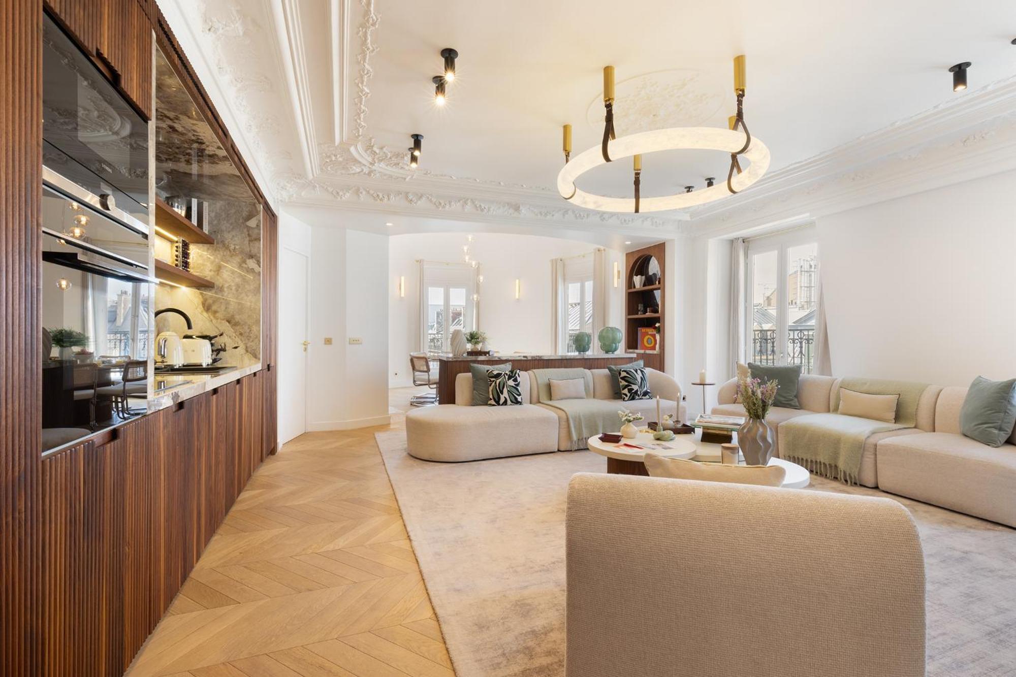 Maison Galante's With Services In La Madeleine - Opera Appartamento *