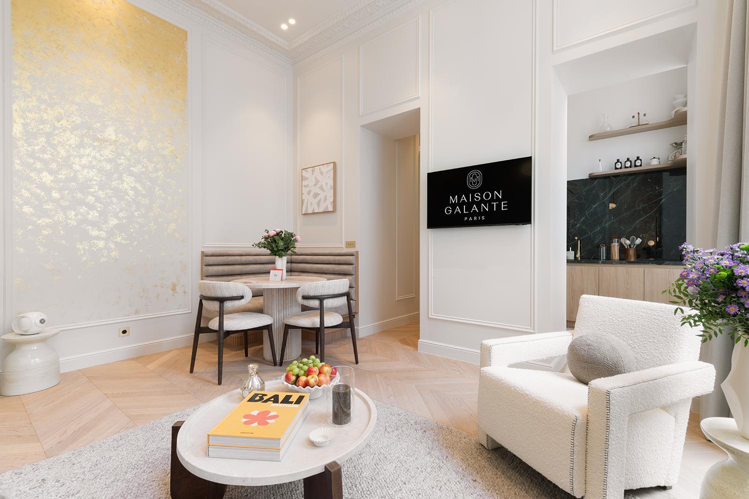 Maison Galante's With Services In Louvre - Rue Des Dechargeurs Parigi