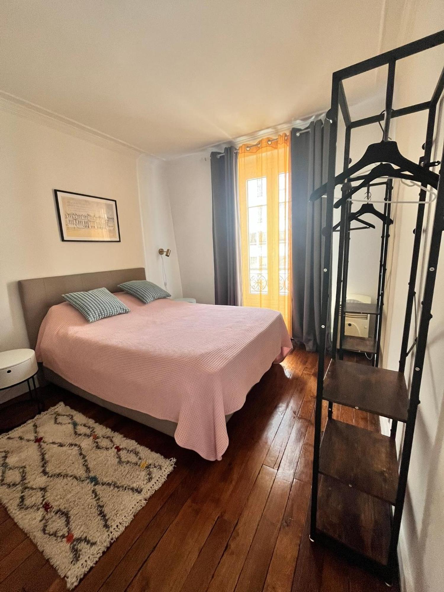 Reve D'ete A Paris