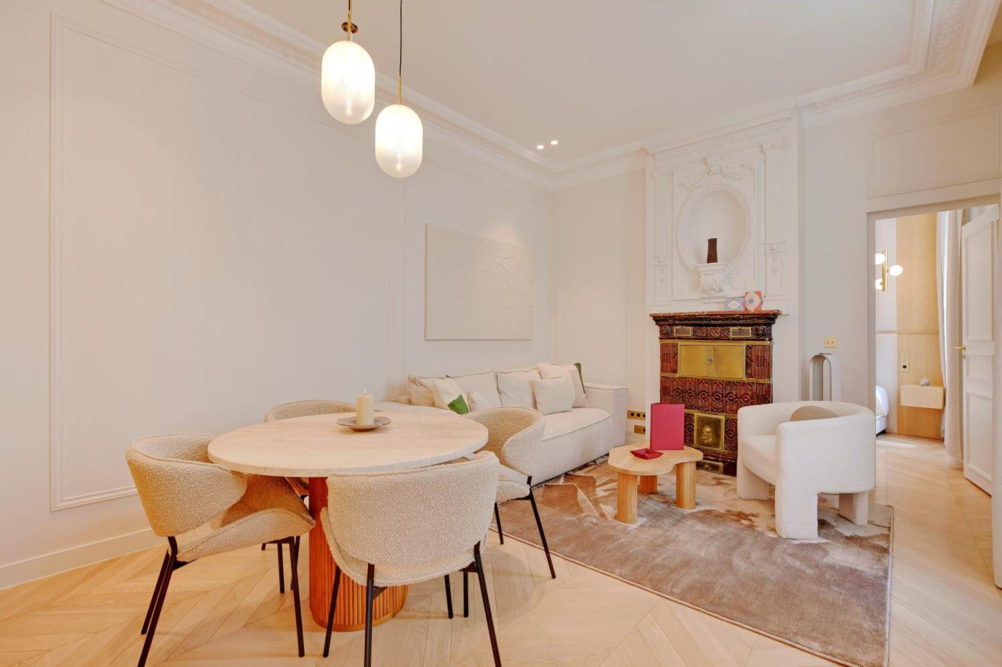 Maison Galante's With Services In La Madeleine - Opera * Parigi