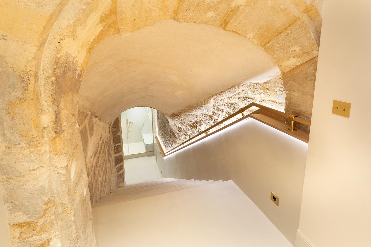 Maison Galante's With Services In Louvre - Rue Des Dechargeurs * Parigi
