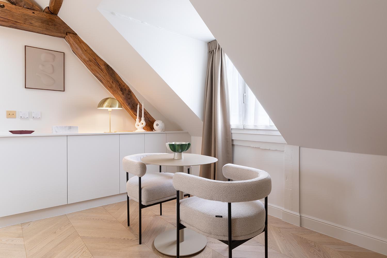 Maison Galante's With Services In Louvre - Rue Des Dechargeurs * Parigi