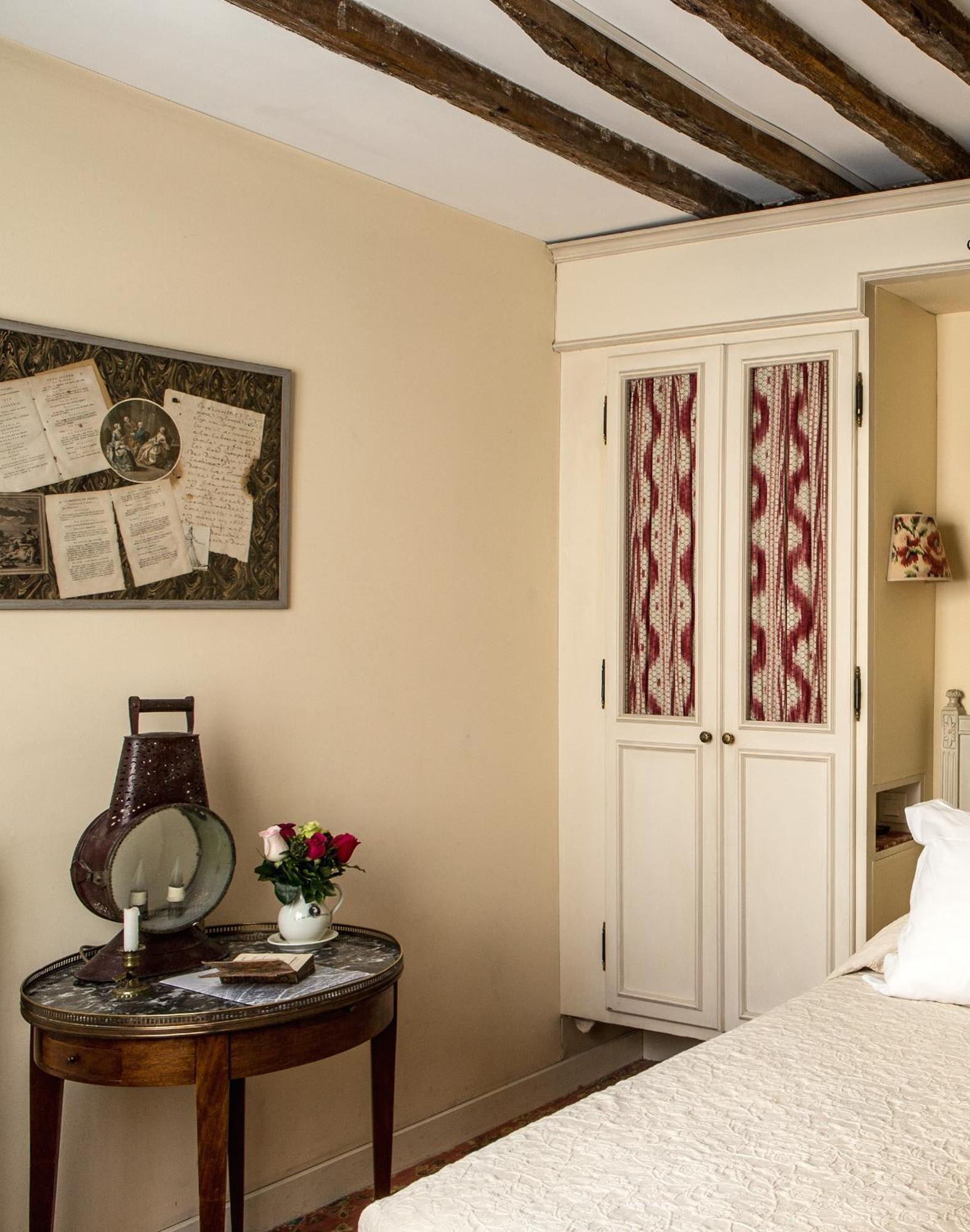 Caron De Beaumarchais 3* Parigi