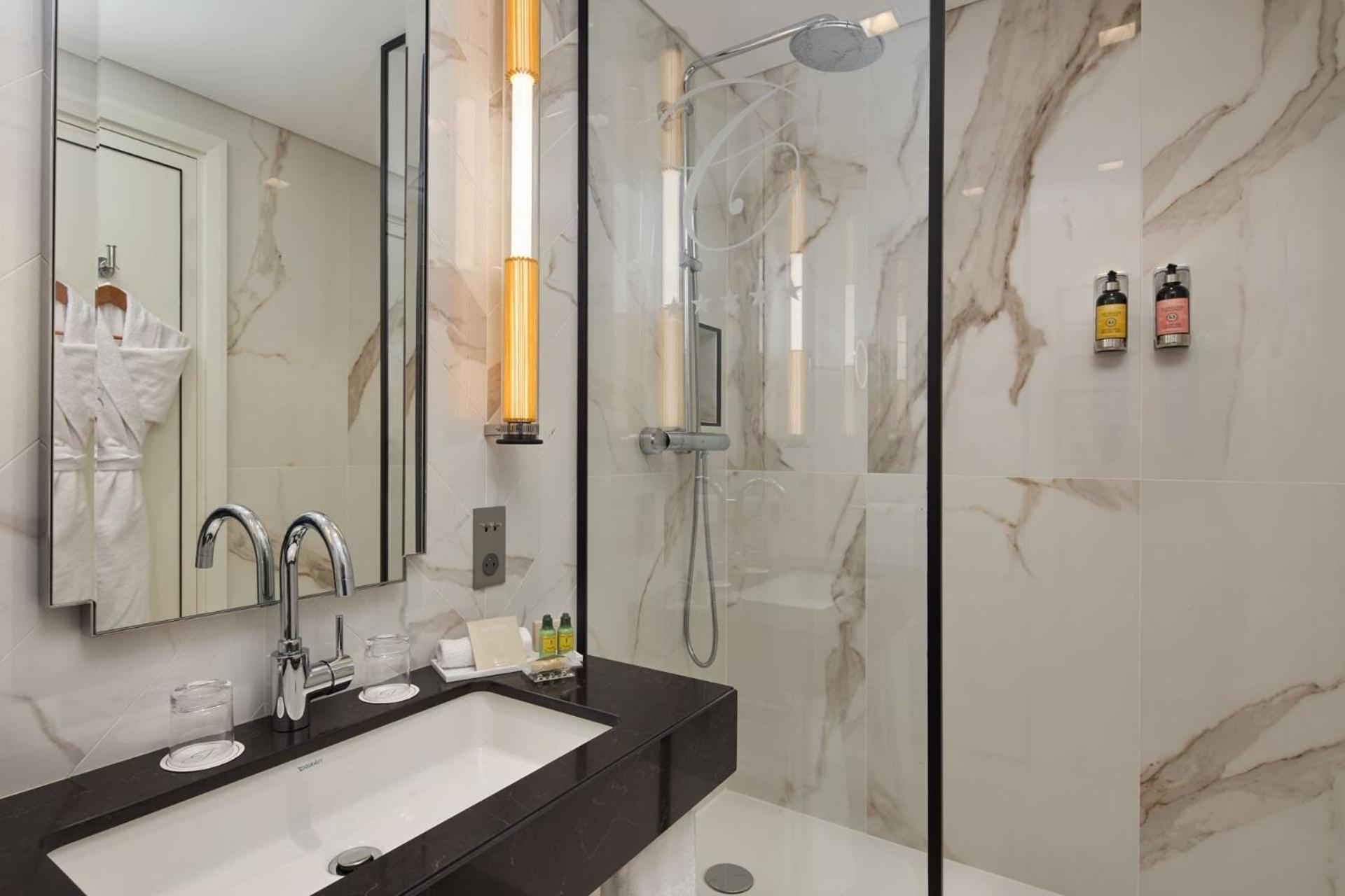 Hotel Fraser Le Claridge Champs-elysées 5*