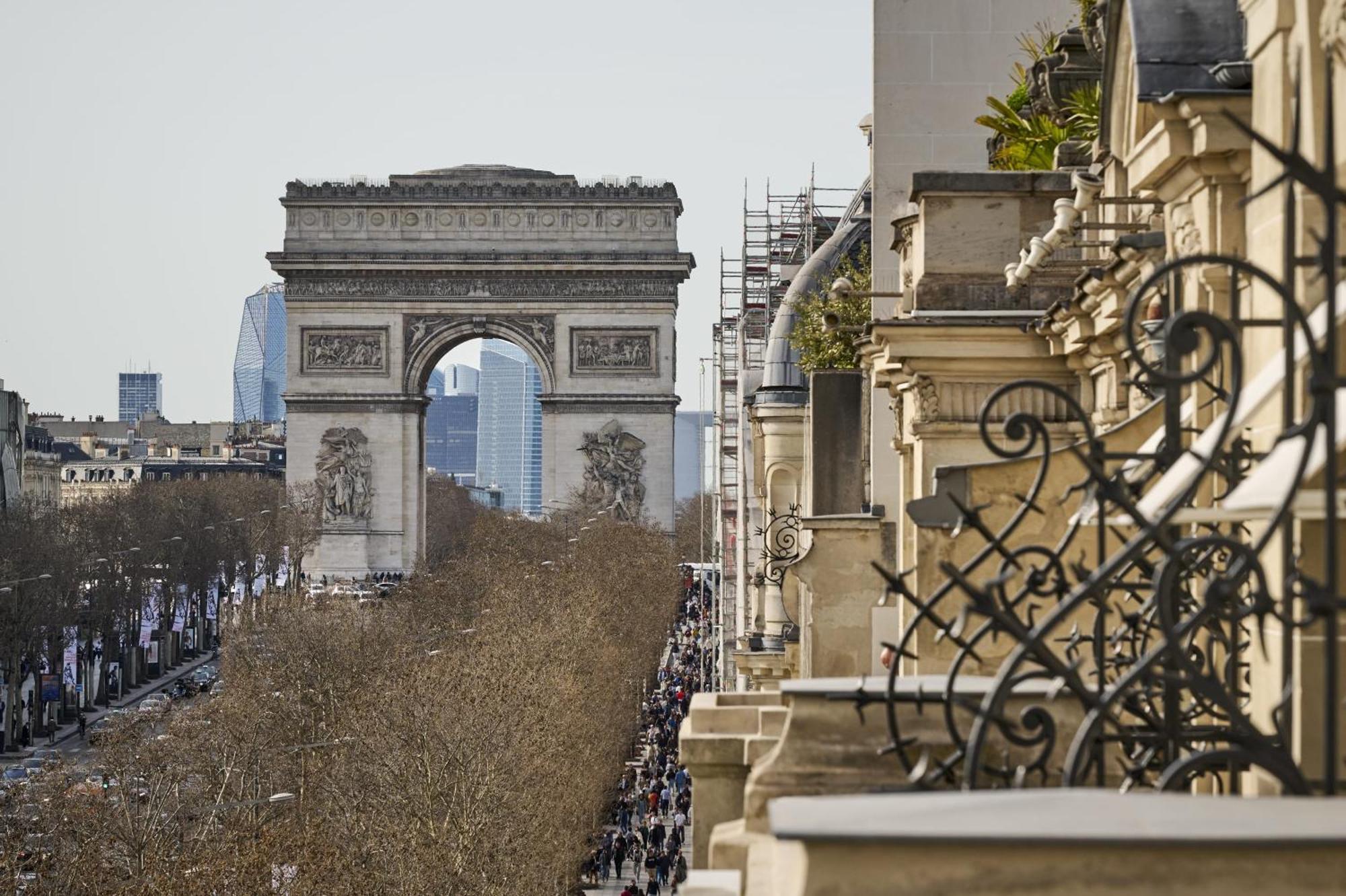 Fraser Le Claridge Champs-elysées 5* Parigi