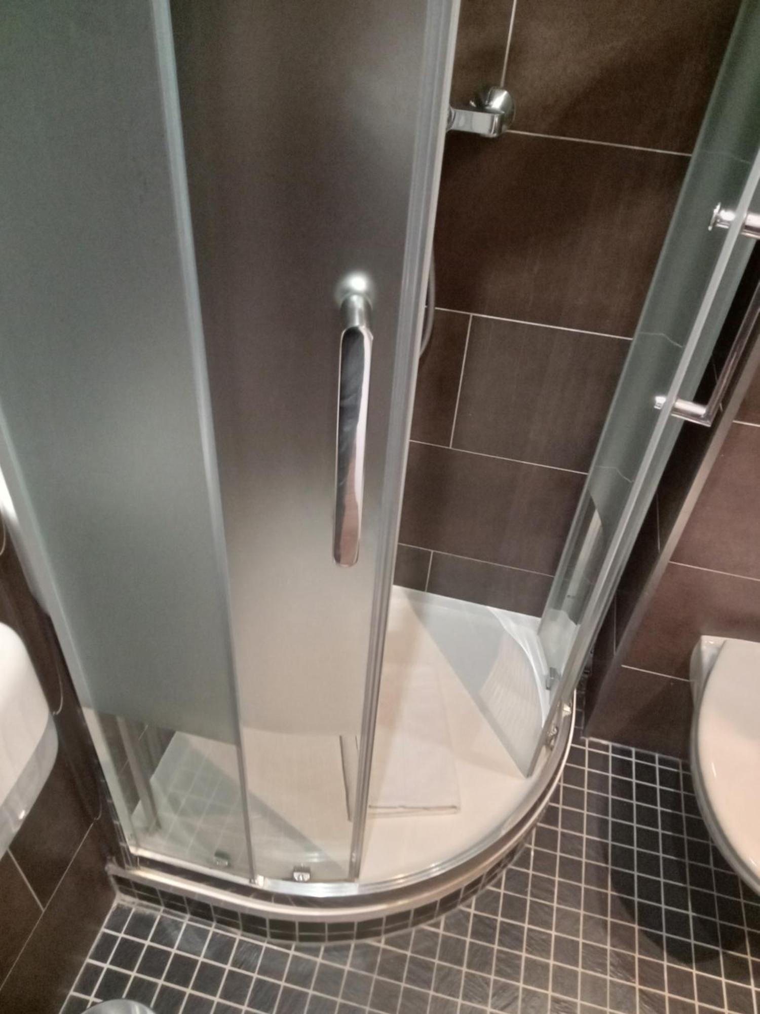Hotel Modern Est 2*