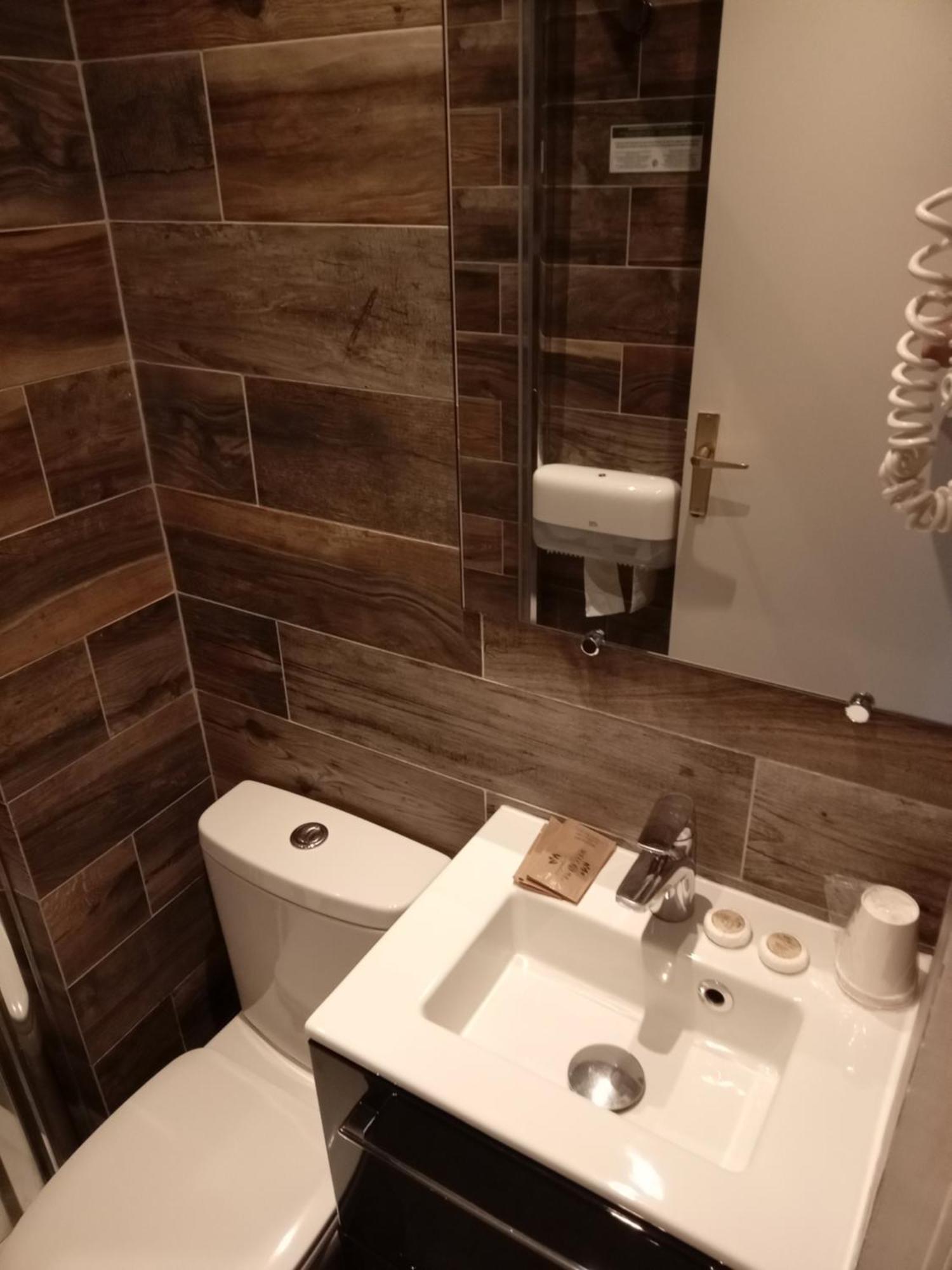 Hotel Modern Est
