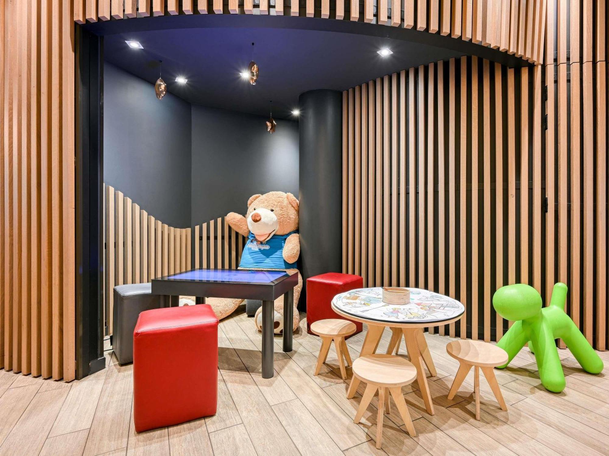 Hotel Novotel Centre Bercy 4*