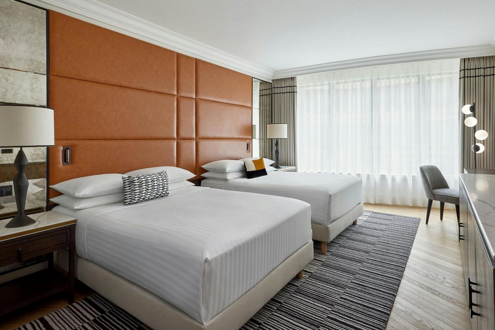 Marriott Champs Elysees Hotel Parigi