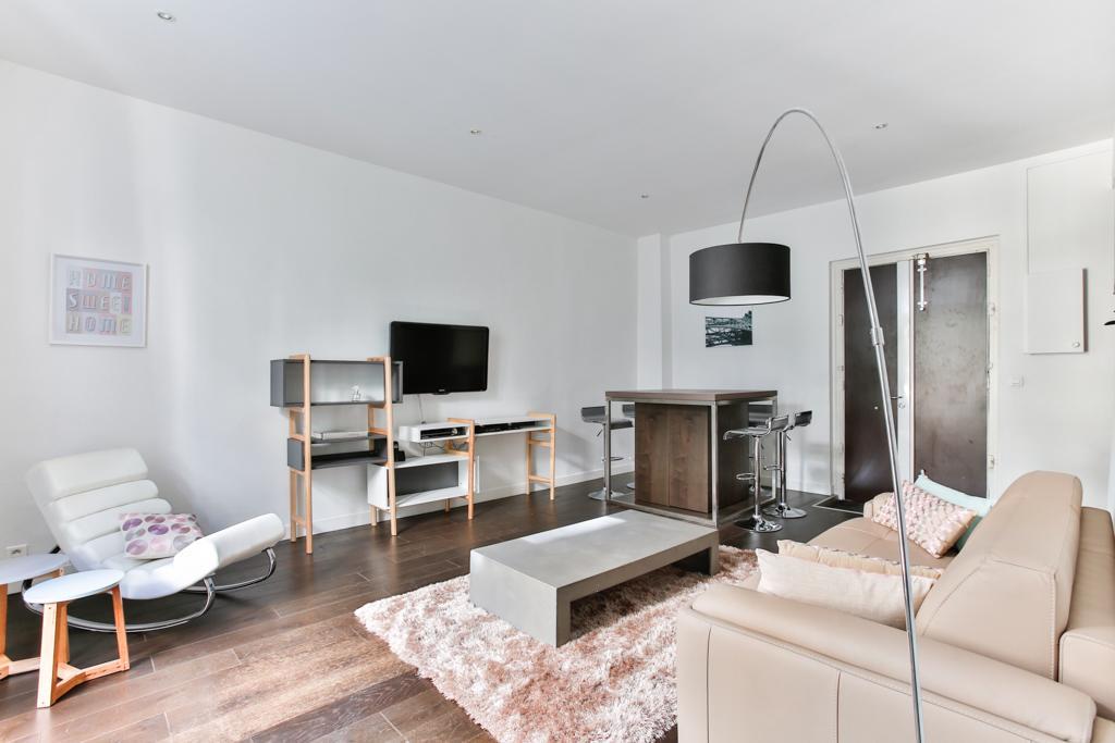 Luckey Homes- Rue Beranger