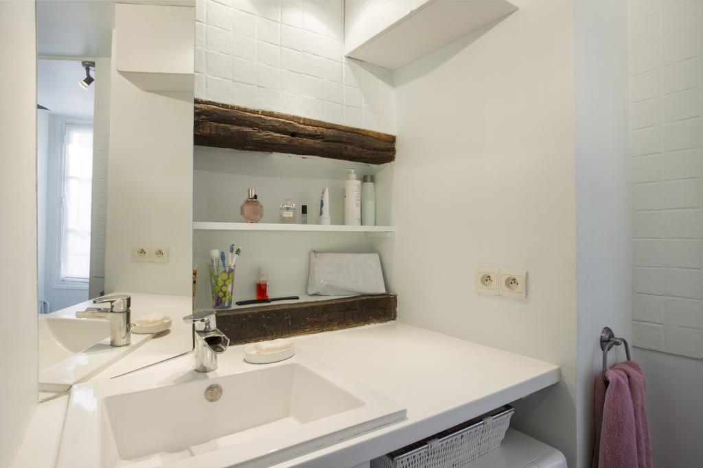Mouffetard Apartment *