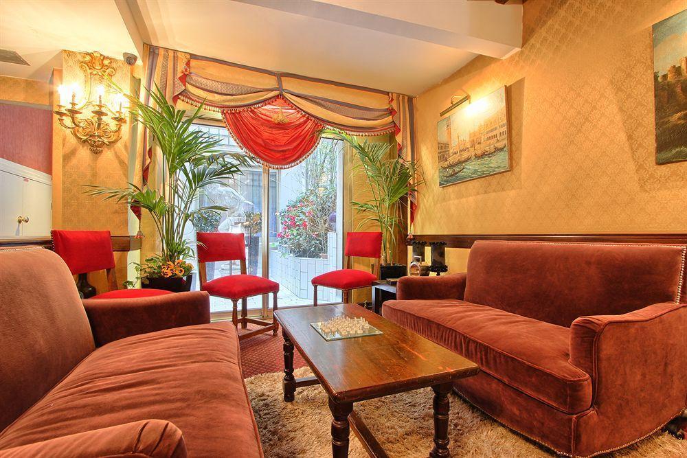 Des Deux Continents Hotel Paris