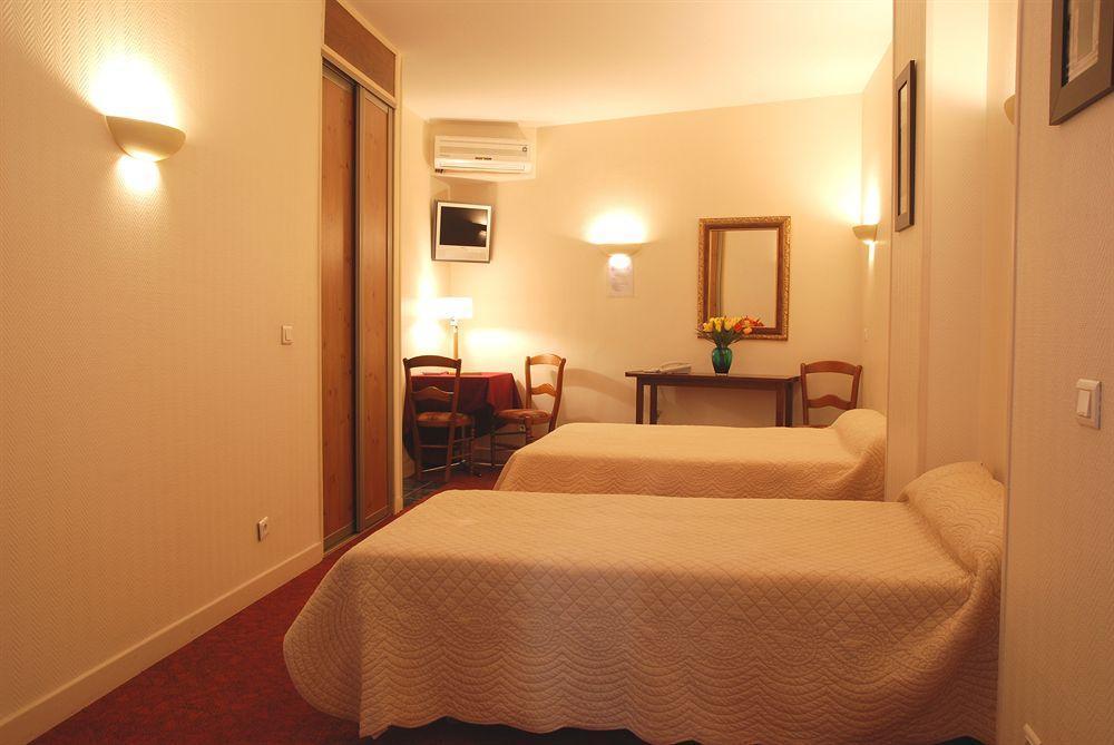 Hipotel Lilas Gambetta Hotel