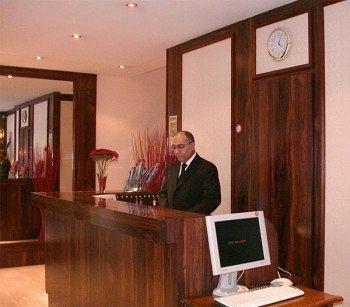 Hipotel Lilas Gambetta 3*