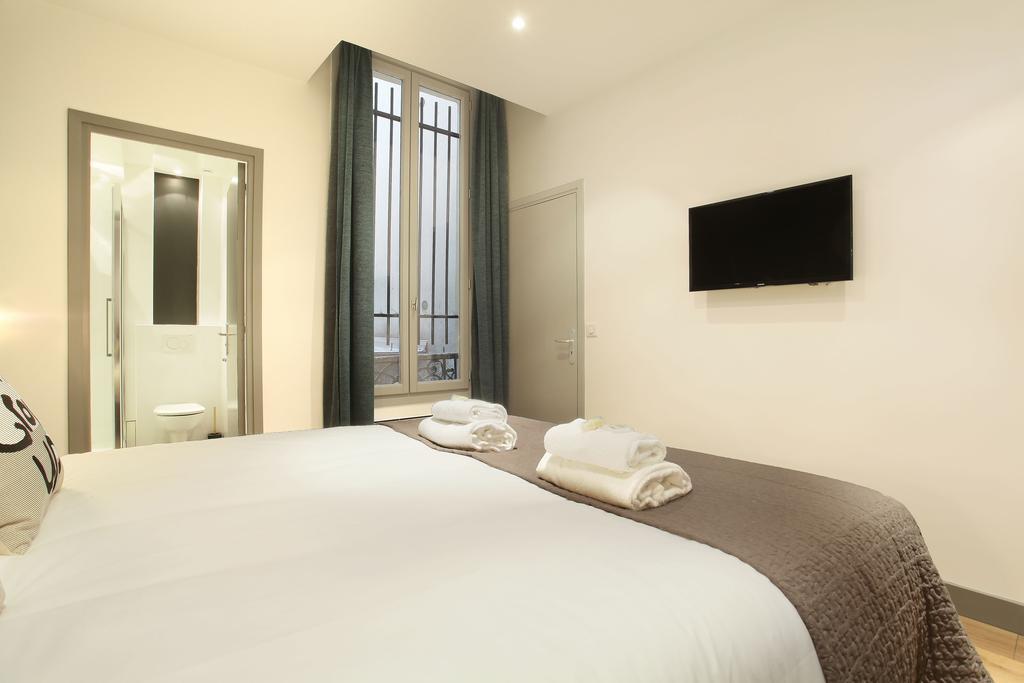 Rent A - Bonne Nouvelle * Paris