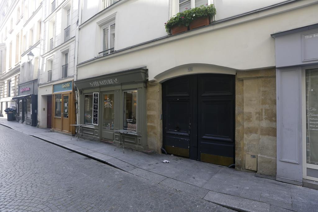 Apartment Lovely And Typical 1 Bedroom Paris