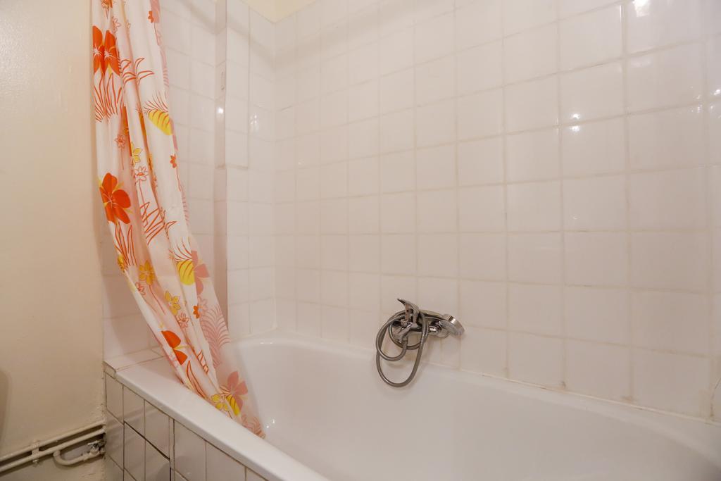 Lovely And Typical 1 Bedroom *