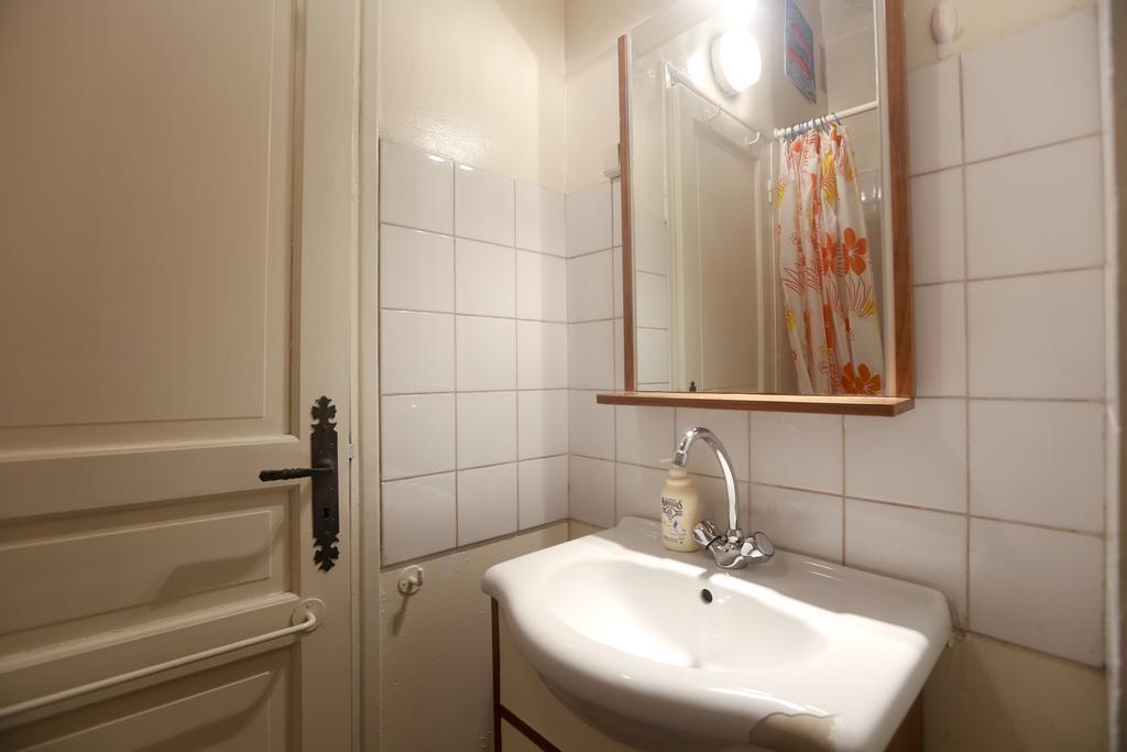 Apartment Lovely And Typical 1 Bedroom