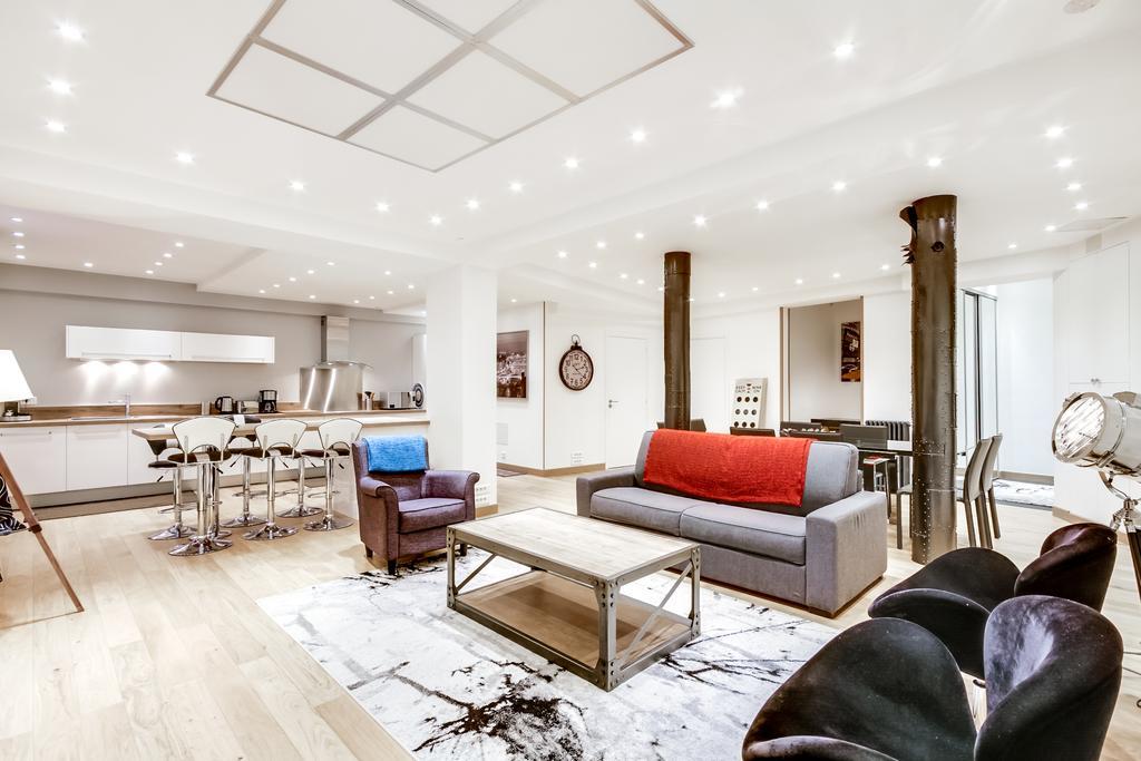 Just Renovated 138m2 On The Seine *