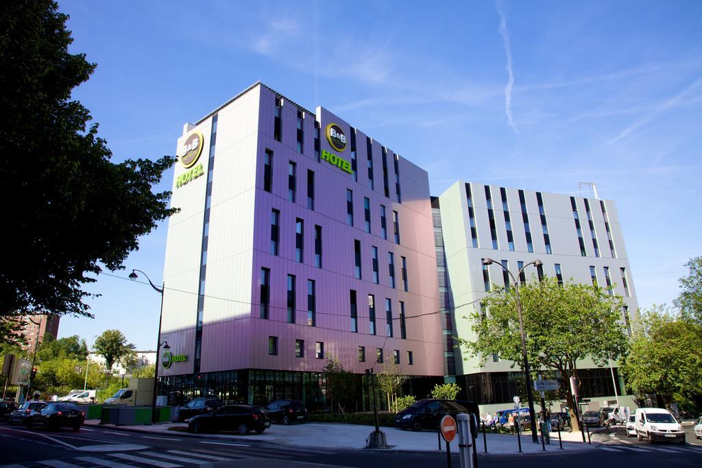 Hotel Porte Des Lilas Parigi
