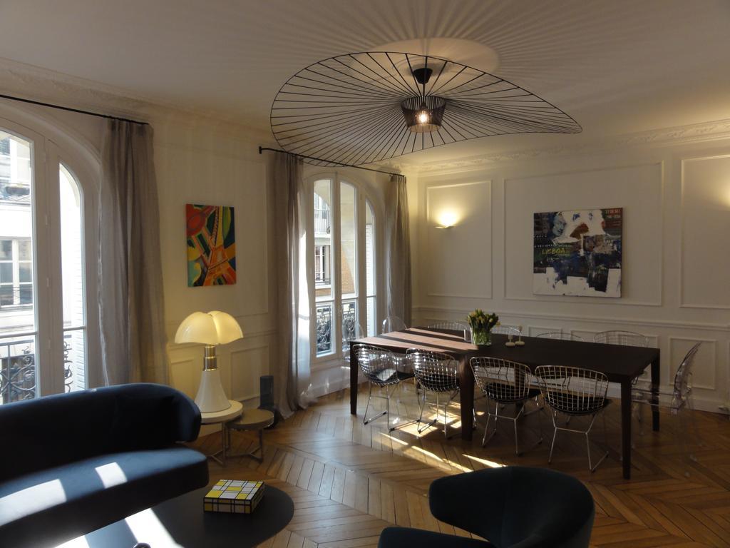 Bed & Breakfast Relais12bis By Eiffel Tower 3*