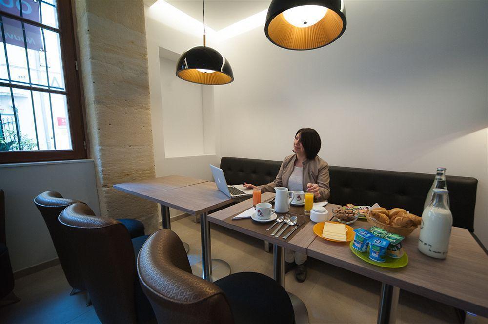 Central Hotel 3* Parigi