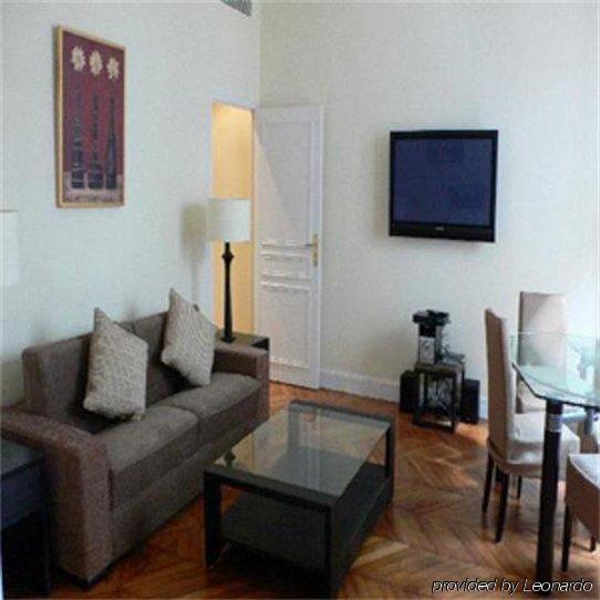 Apts Bridgestreet Champs Elysees 4* Parigi