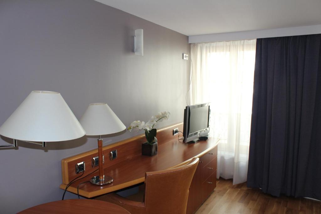 Hotel Metropolitain 3*