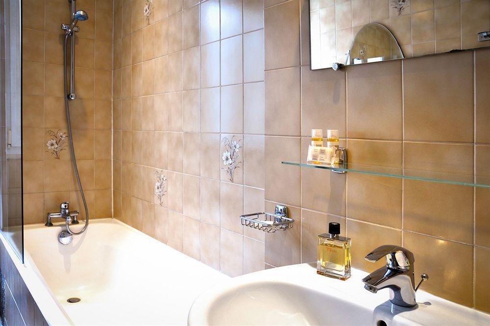 Hotel Eden Montmartre 3*