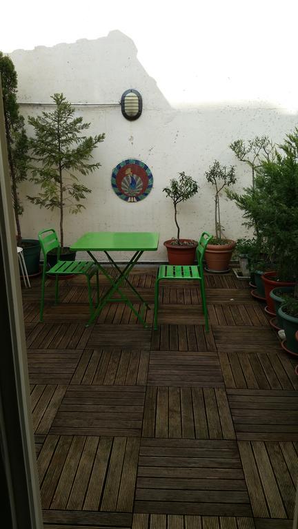 Hostel Paranjib Paris
