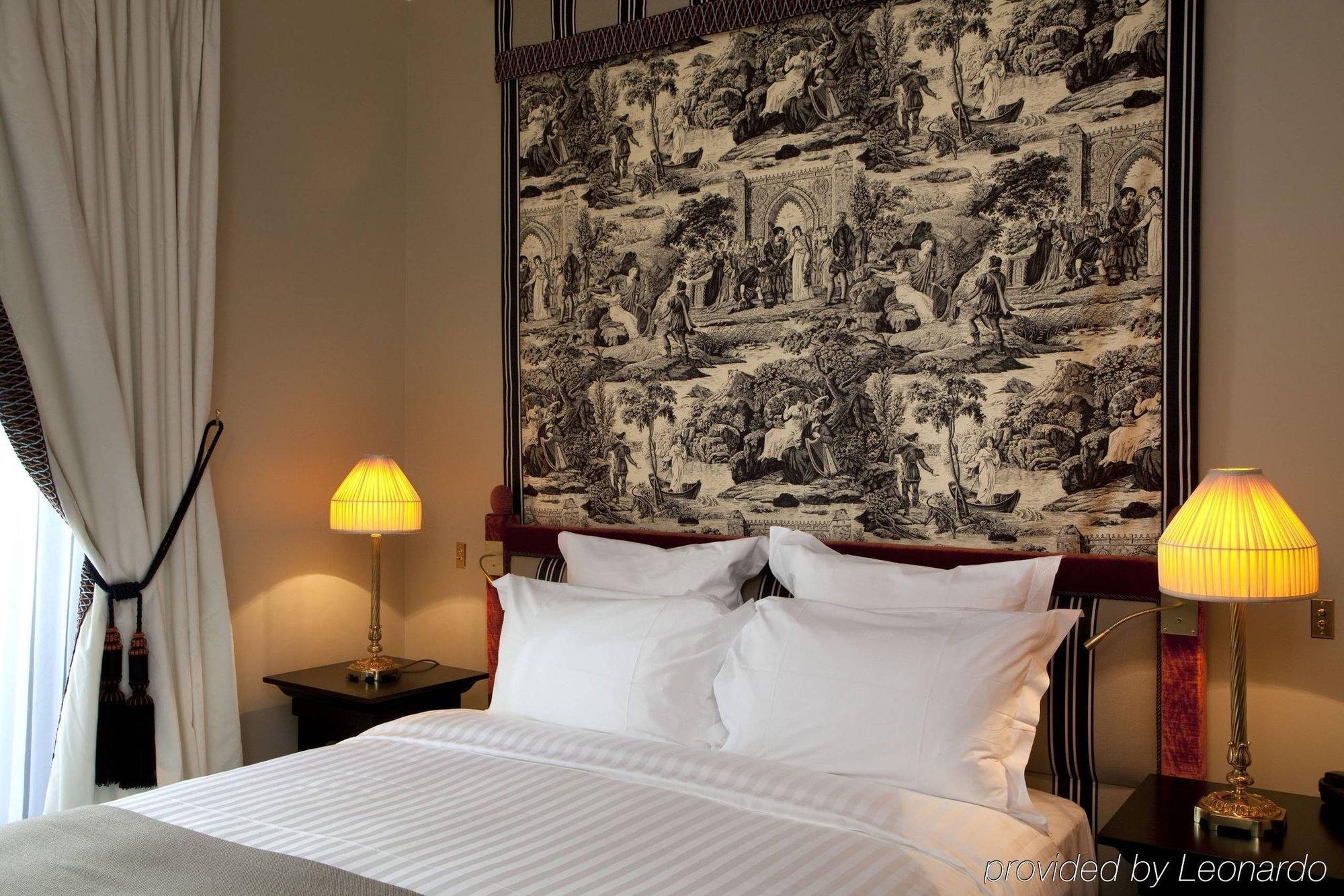 Maison Athénée 4* Parigi