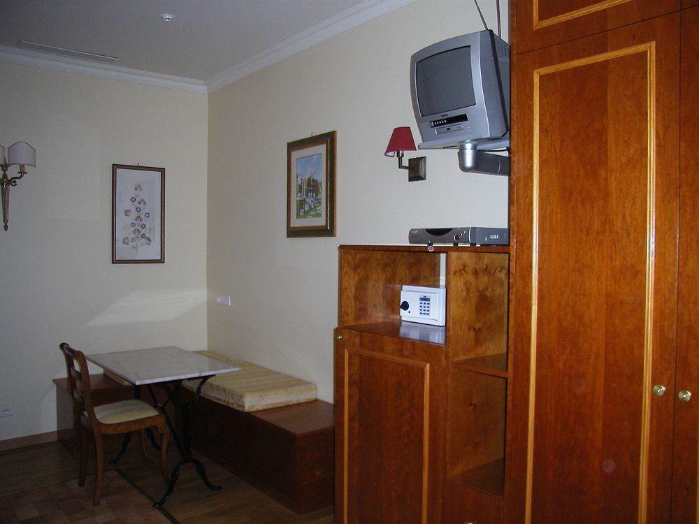 Arc De Triomphe Apartment Paris
