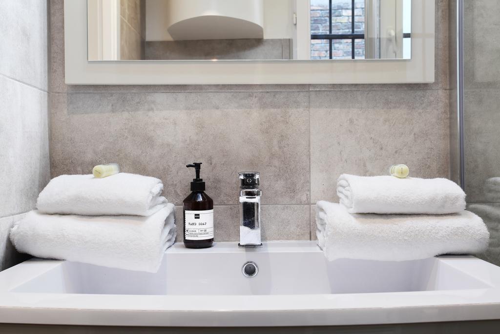 Rent A - Bonne Nouvelle Apartment Paris
