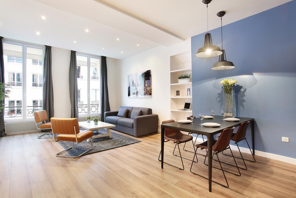 Rent A - Bonne Nouvelle *