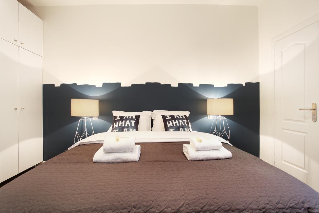 Rent A - Bonne Nouvelle * Paris
