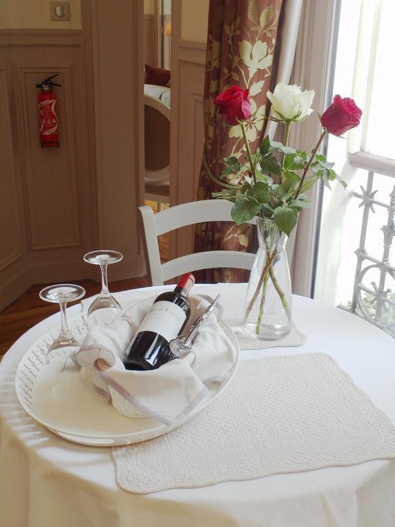 Bed & Breakfast D : Louvre Elegant Parigi