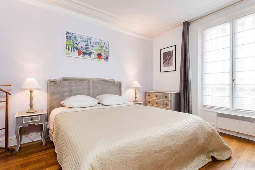 Private - Le Bon Marche - Sevres Apartment *
