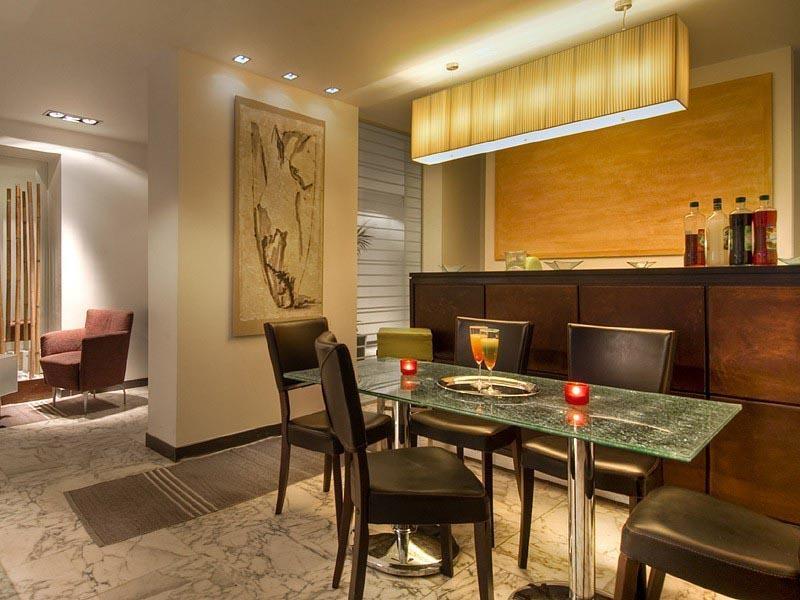 Hotel Sure By Western Gare Du Nord Paris