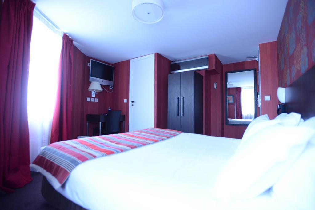 Hotel Des Archives 3*
