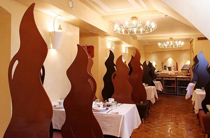 Royale Montsouris 3* Parigi