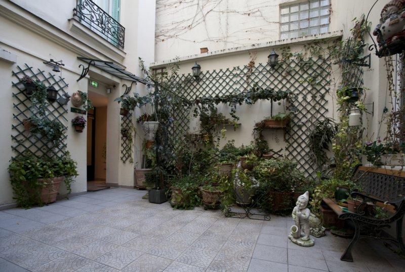 Transcontinental Hotel 2*