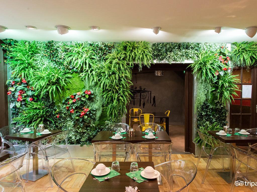 Hotel Ideal Design 3*