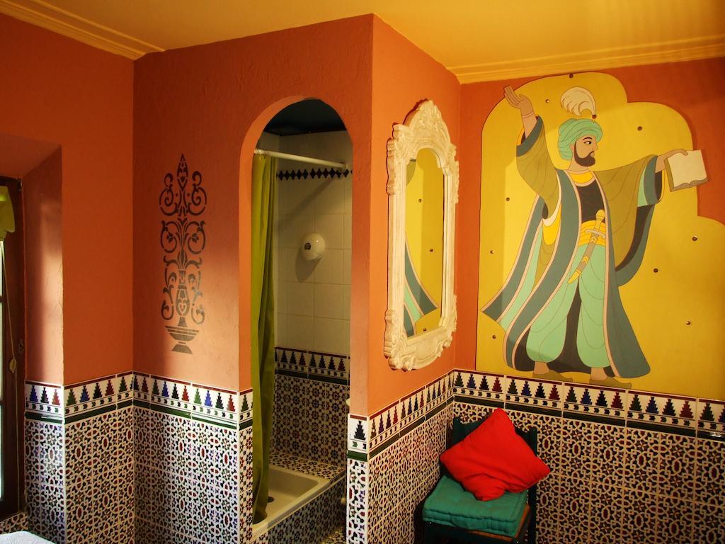 Hotel De Nesle 3*
