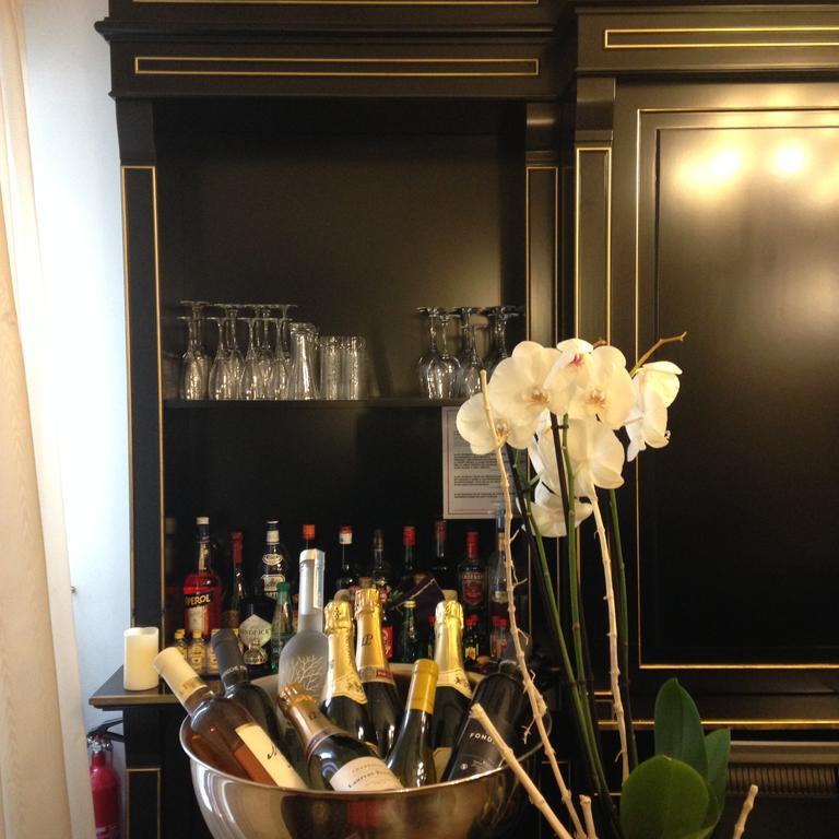 Hotel & De Latour Maubourg 4*