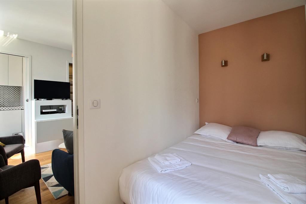 Hotel Le Colisée Parigi